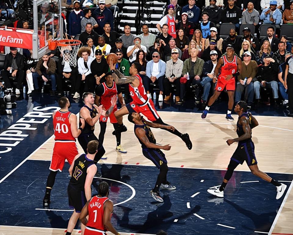 华体会-变成顶级3D锋线了！快船为什么不能增加他的场上戏份呢？